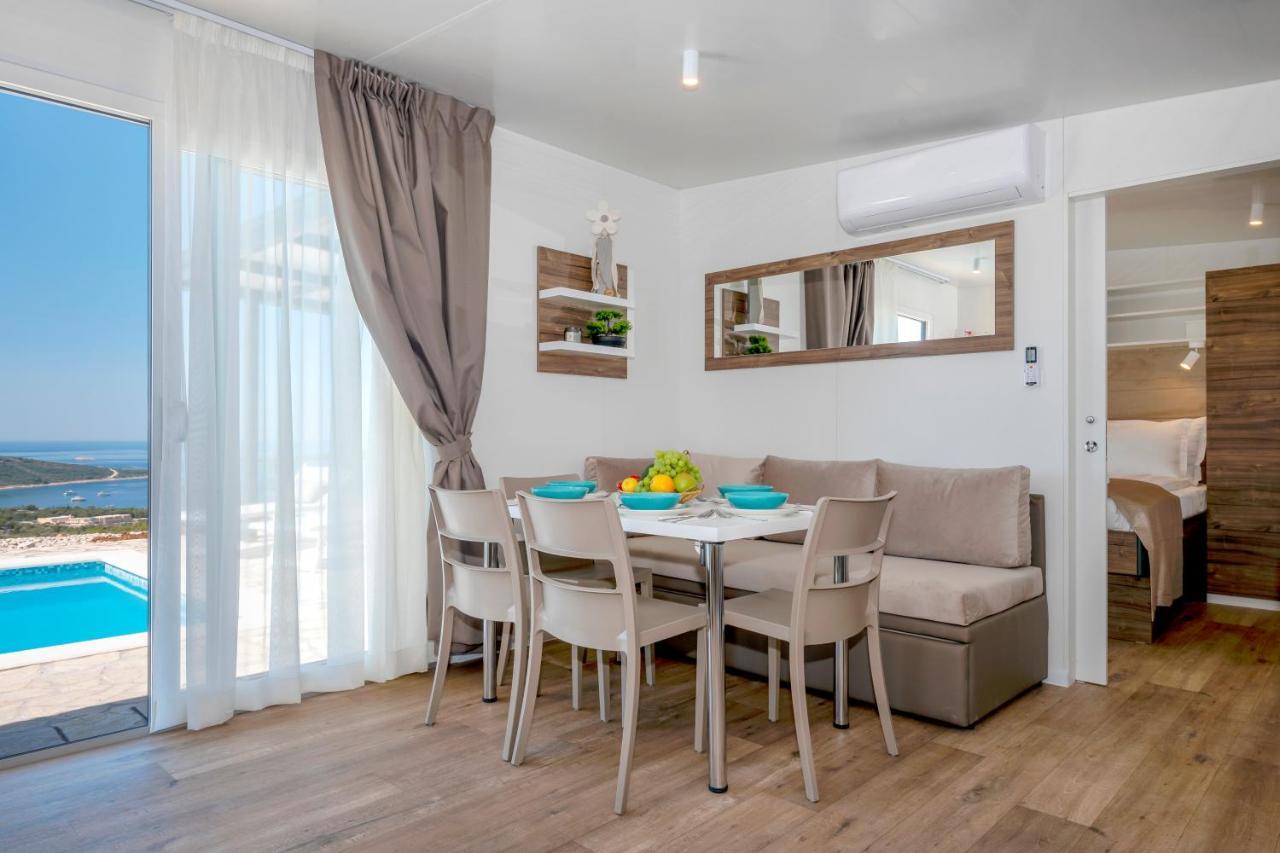 Azalea Wine And Olive Hill Hotel Primosten Ngoại thất bức ảnh