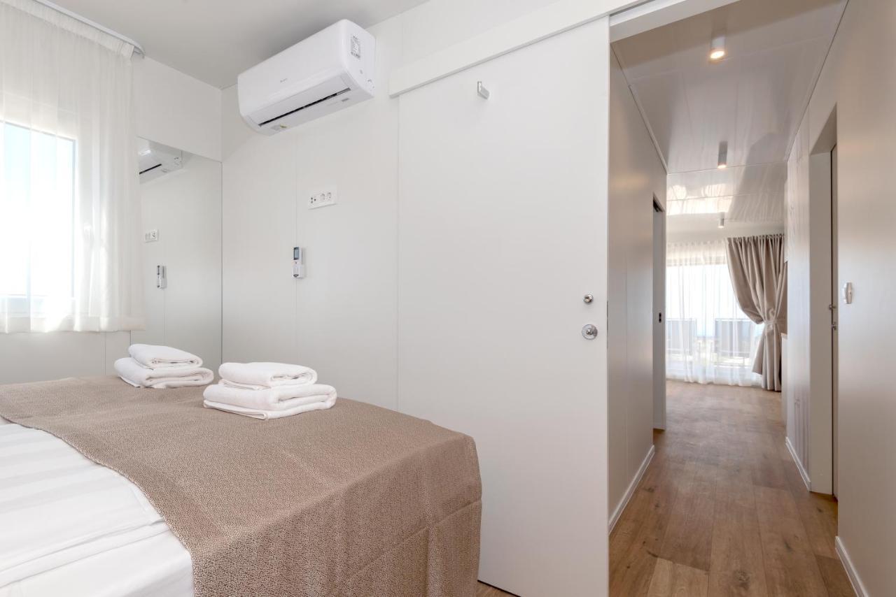 Azalea Wine And Olive Hill Hotel Primosten Ngoại thất bức ảnh